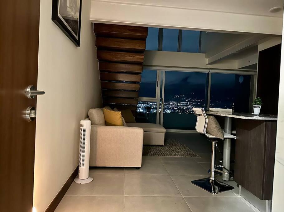 Penthouse En Los Yoses, Vista De Los Dioses Fast Wifi San Jose  Exterior photo